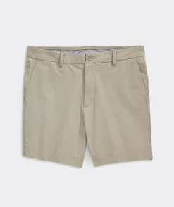Shorts<Vineyard Vines 5 Inch On-The-Go Shorts Khaki