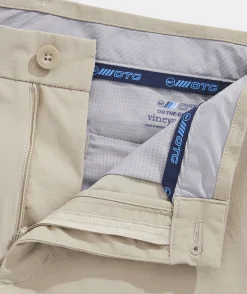 Shorts<Vineyard Vines 5 Inch On-The-Go Shorts Khaki