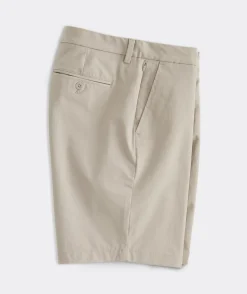 Shorts<Vineyard Vines 9 Inch On-The-Go Shorts Khaki